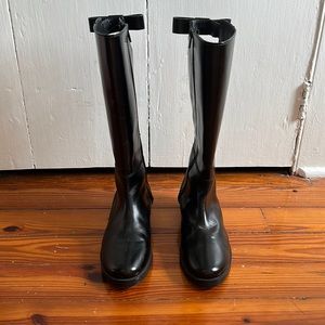 Zara kids girls knee high black boots with bows on the back. Size EU 37
